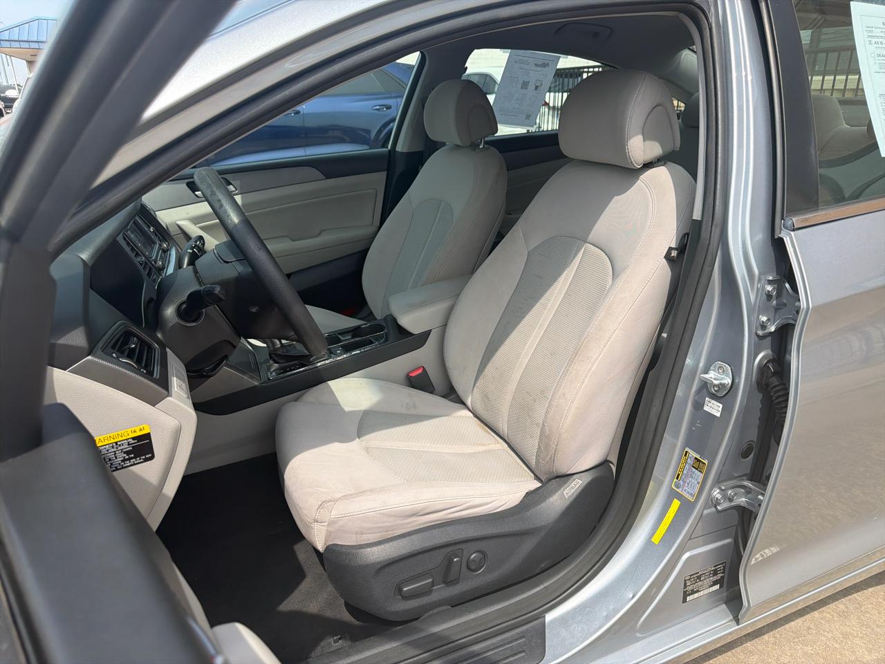 Hyundai Sonata 4dr Sdn 2.4L SE PZEV 2015