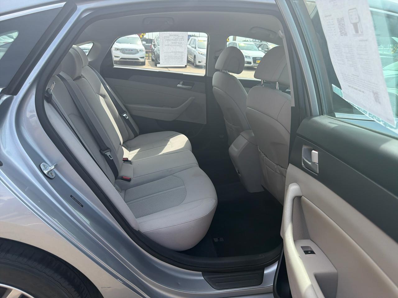 Hyundai Sonata 4dr Sdn 2.4L SE PZEV 2015