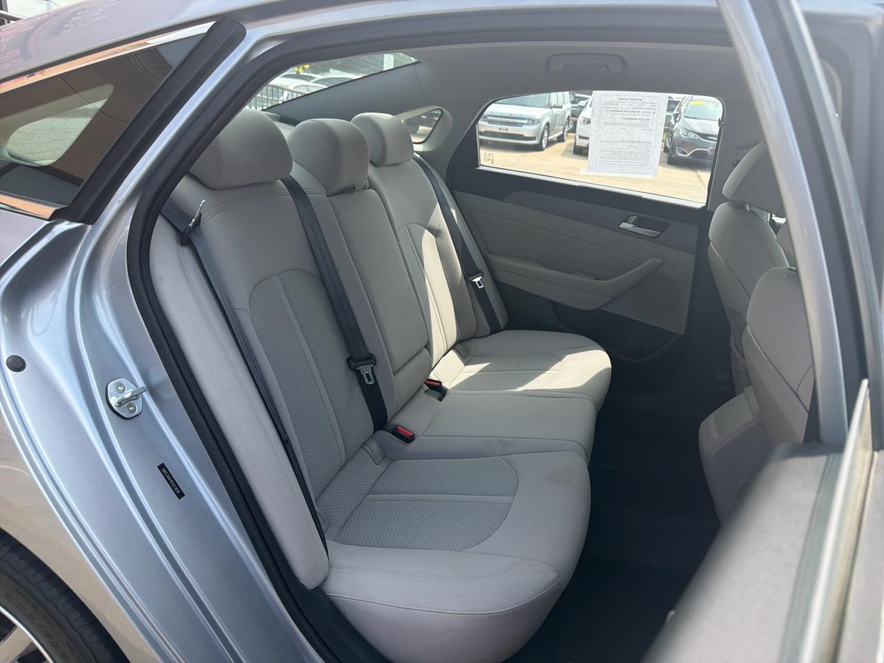 Hyundai Sonata 4dr Sdn 2.4L SE PZEV 2015