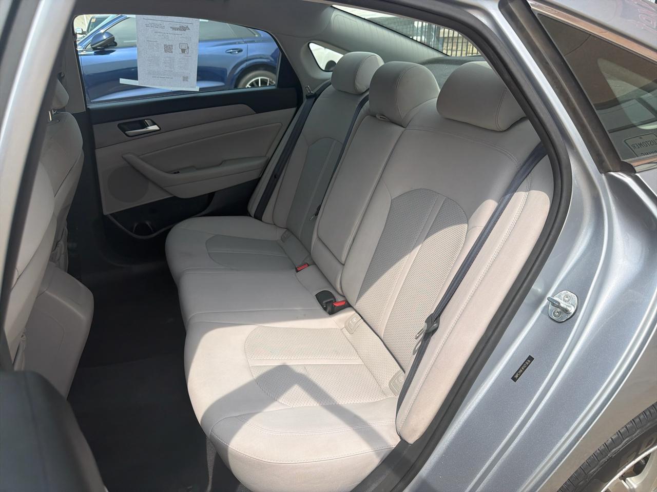 Hyundai Sonata 4dr Sdn 2.4L SE PZEV 2015