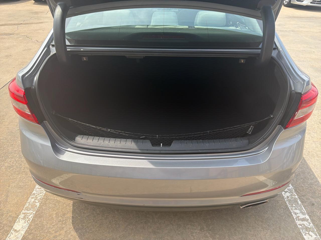 Hyundai Sonata 4dr Sdn 2.4L SE PZEV 2015