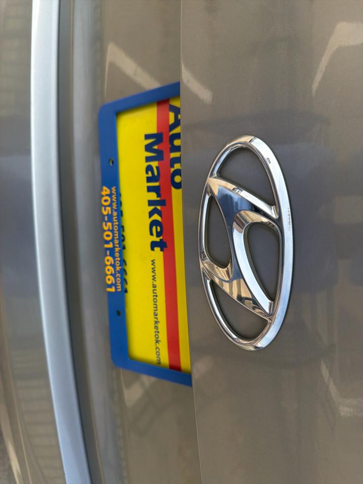 Hyundai Sonata 4dr Sdn 2.4L SE PZEV 2015