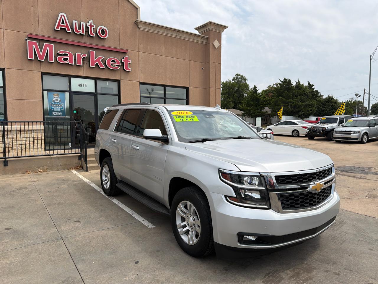 Chevrolet Tahoe 4WD 4dr LT 2016
