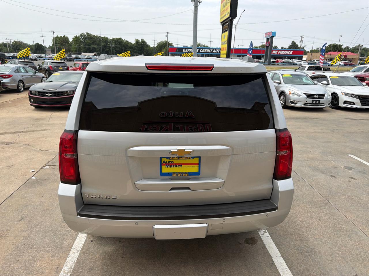 Chevrolet Tahoe 4WD 4dr LT 2016