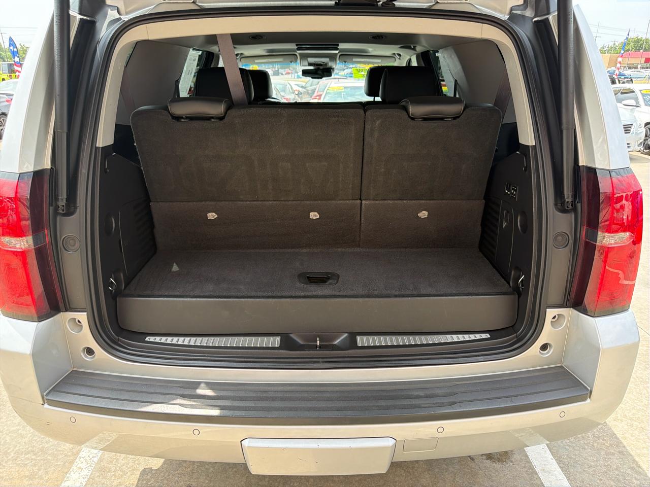 Chevrolet Tahoe 4WD 4dr LT 2016