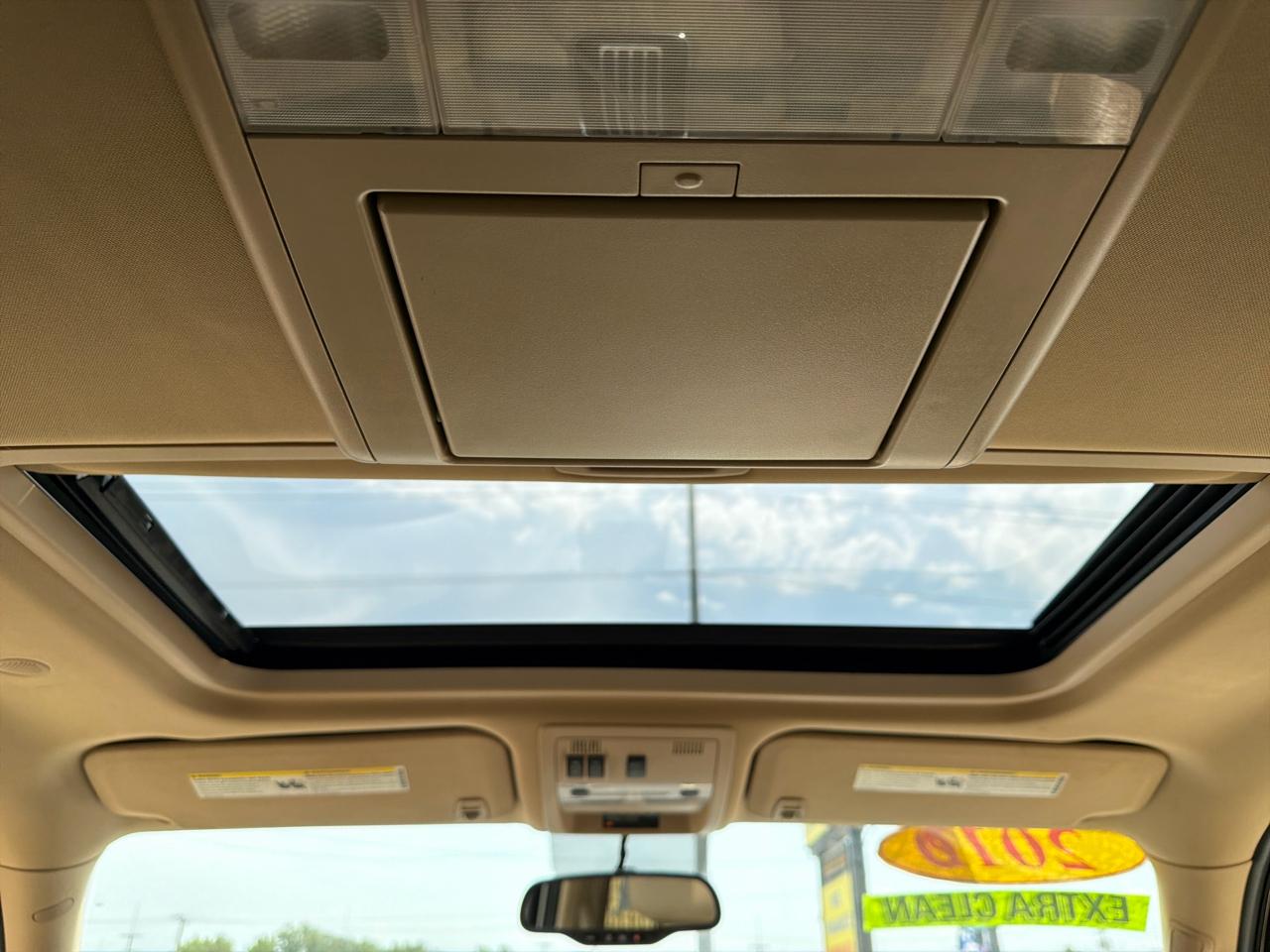 Cadillac Escalade 2WD 4dr Luxury 2012