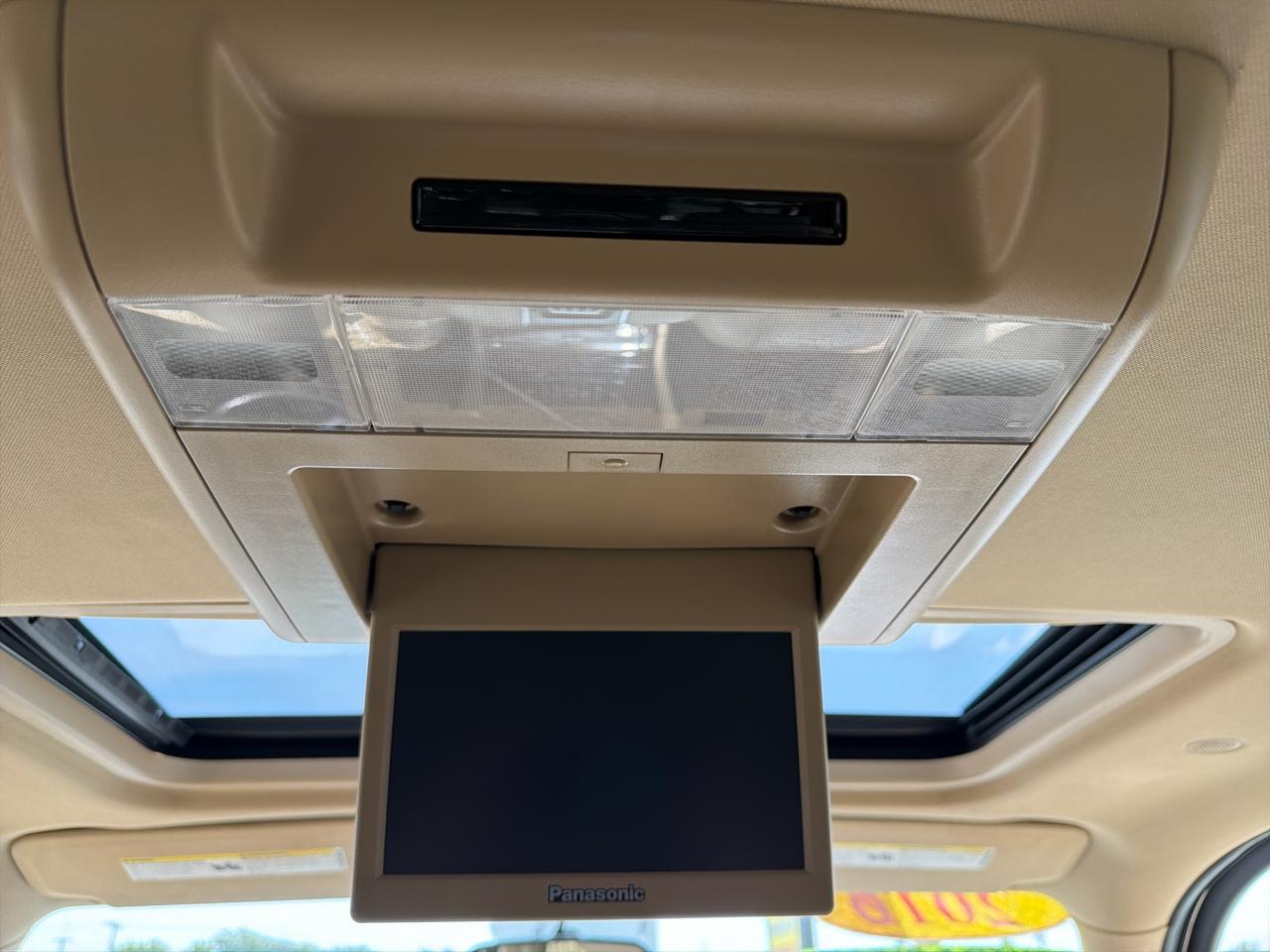 Cadillac Escalade 2WD 4dr Luxury 2012