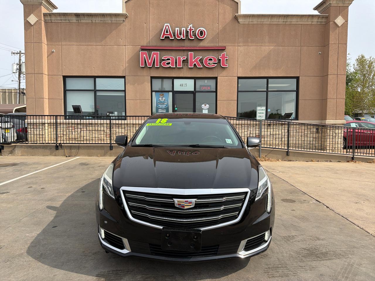 Cadillac XTS 4dr Sdn Luxury FWD 2018