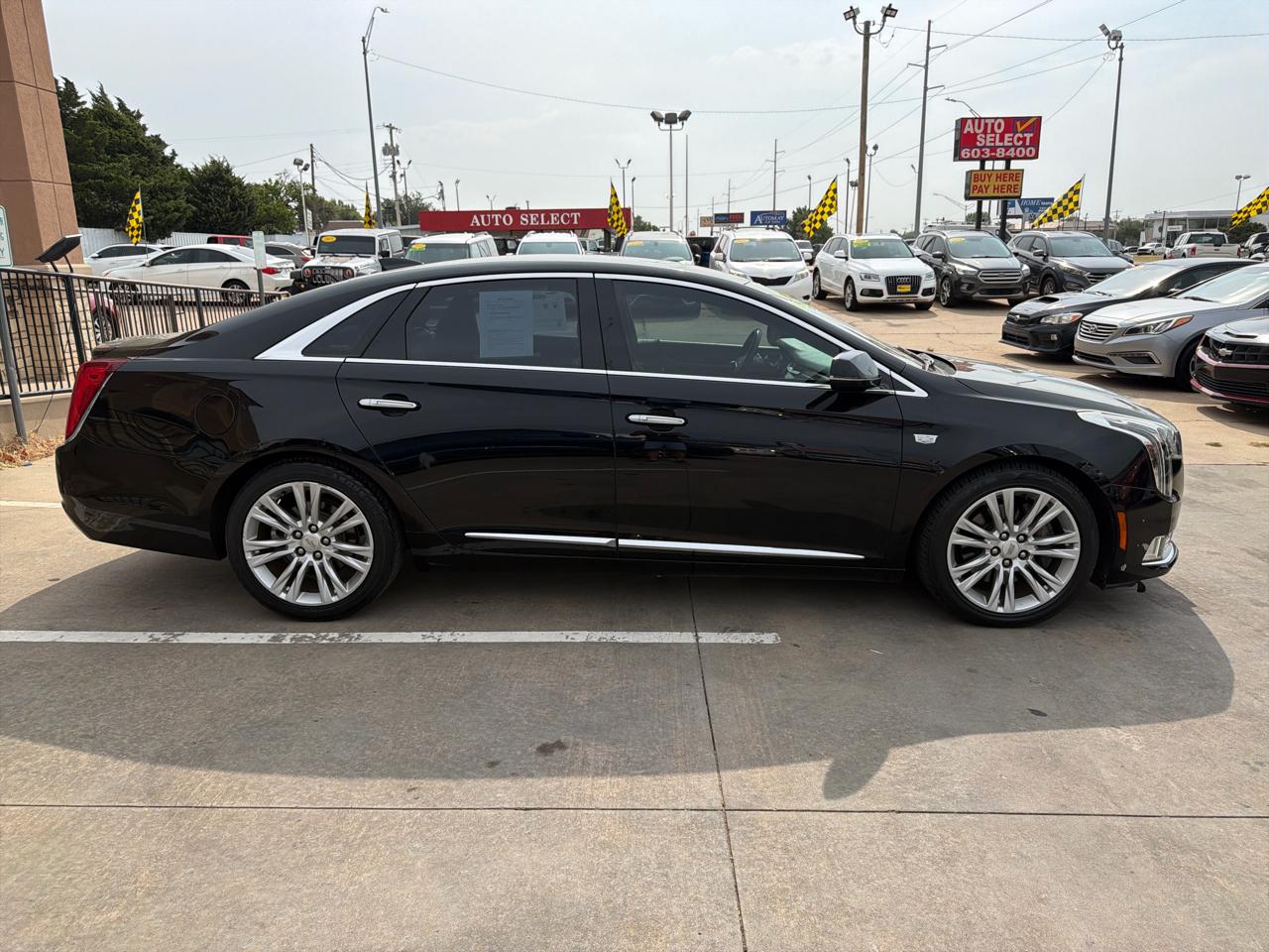 Cadillac XTS 4dr Sdn Luxury FWD 2018