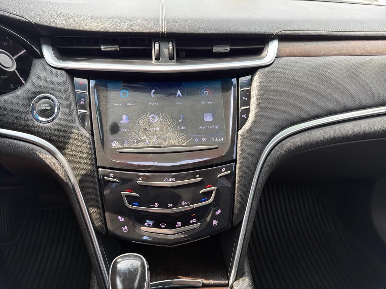 Cadillac XTS 4dr Sdn Luxury FWD 2018