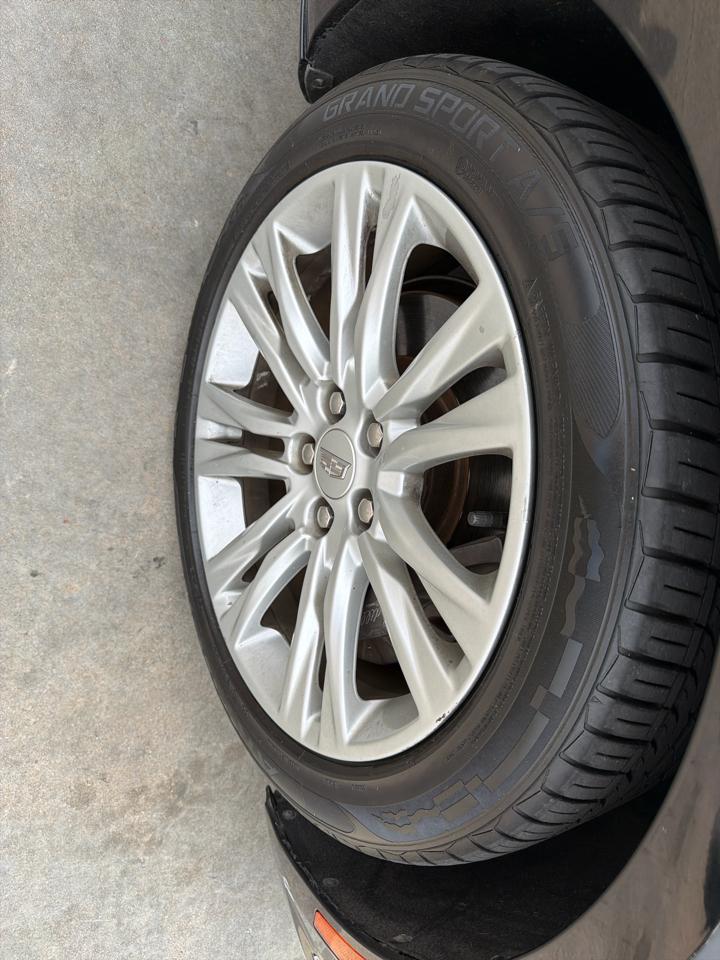 Cadillac XTS 4dr Sdn Luxury FWD 2018