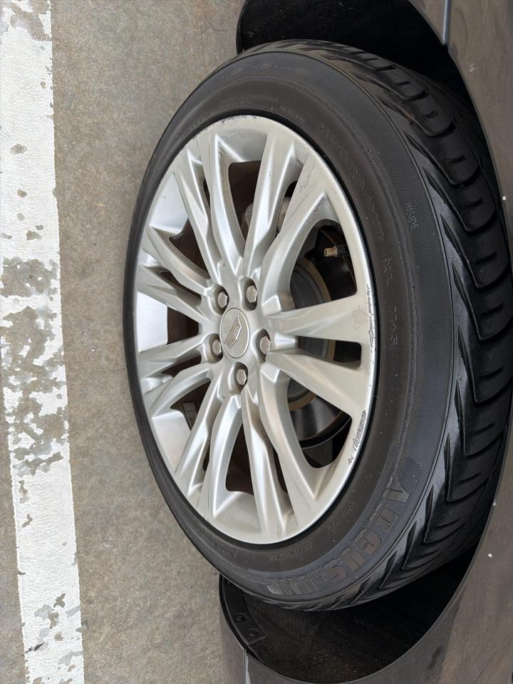 Cadillac XTS 4dr Sdn Luxury FWD 2018