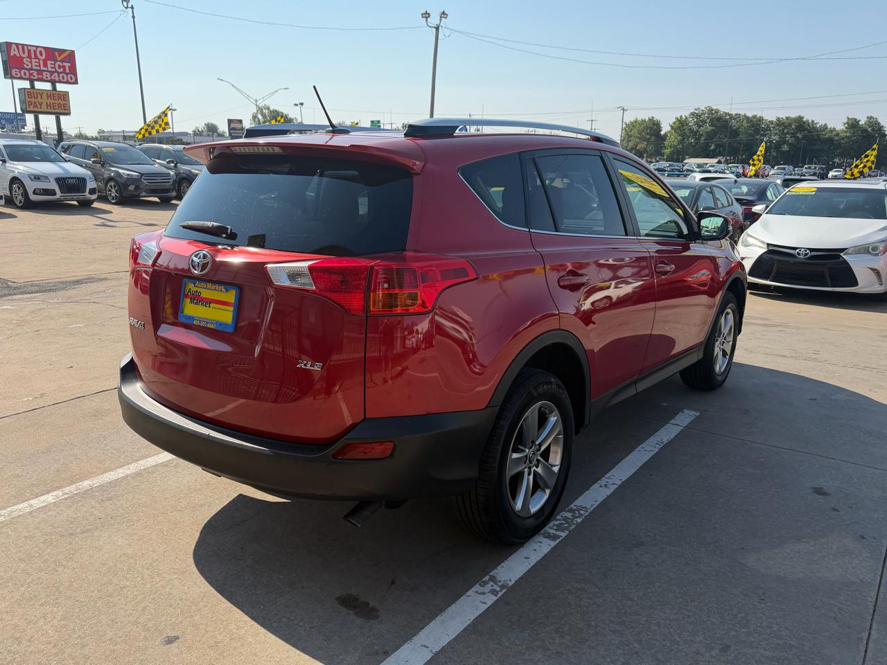 Toyota RAV4 FWD 4dr XLE (Natl) 2015
