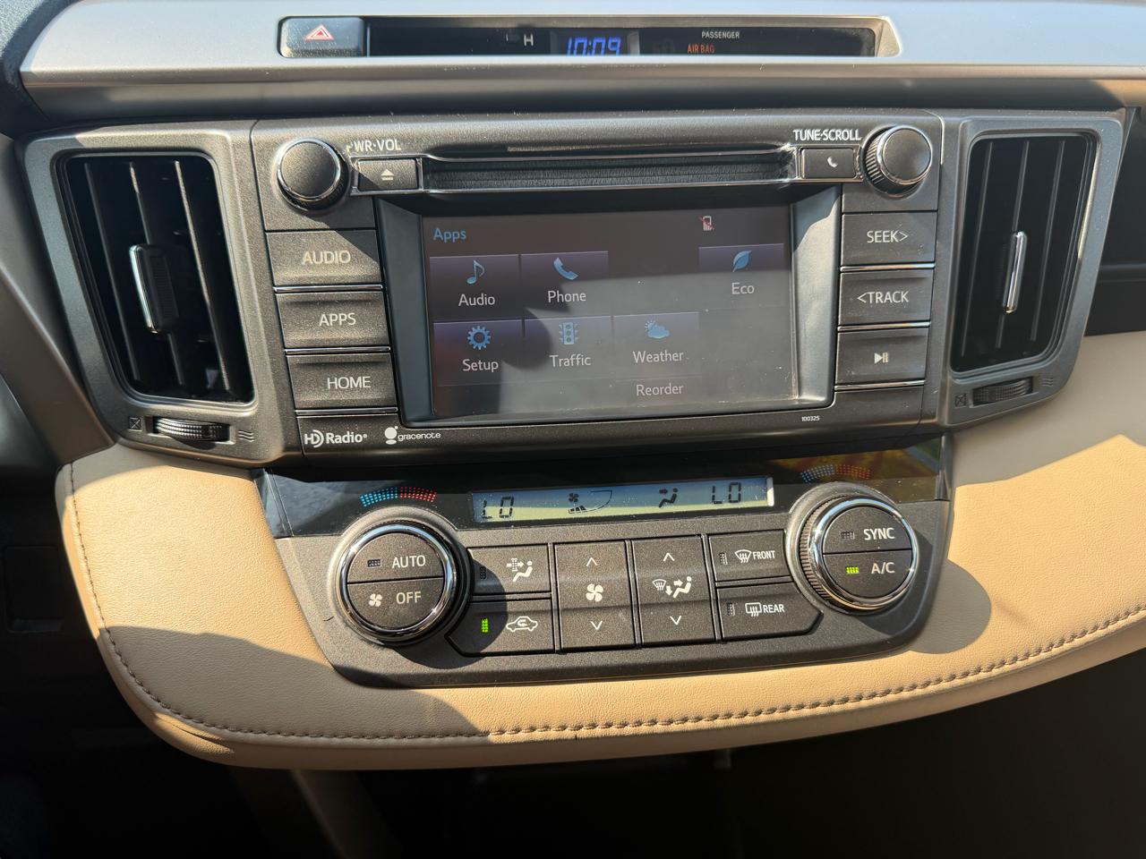 Toyota RAV4 FWD 4dr XLE (Natl) 2015