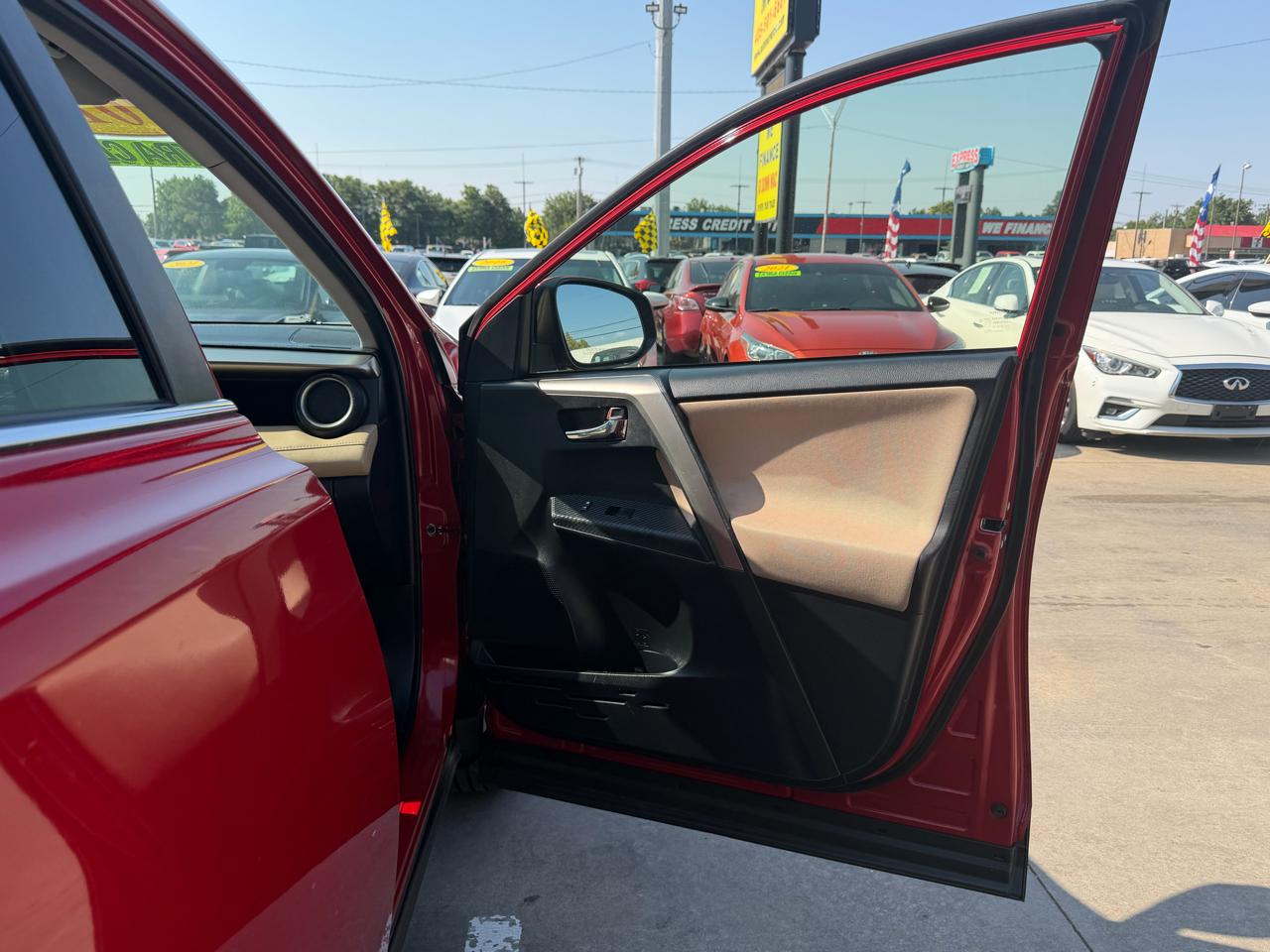 Toyota RAV4 FWD 4dr XLE (Natl) 2015