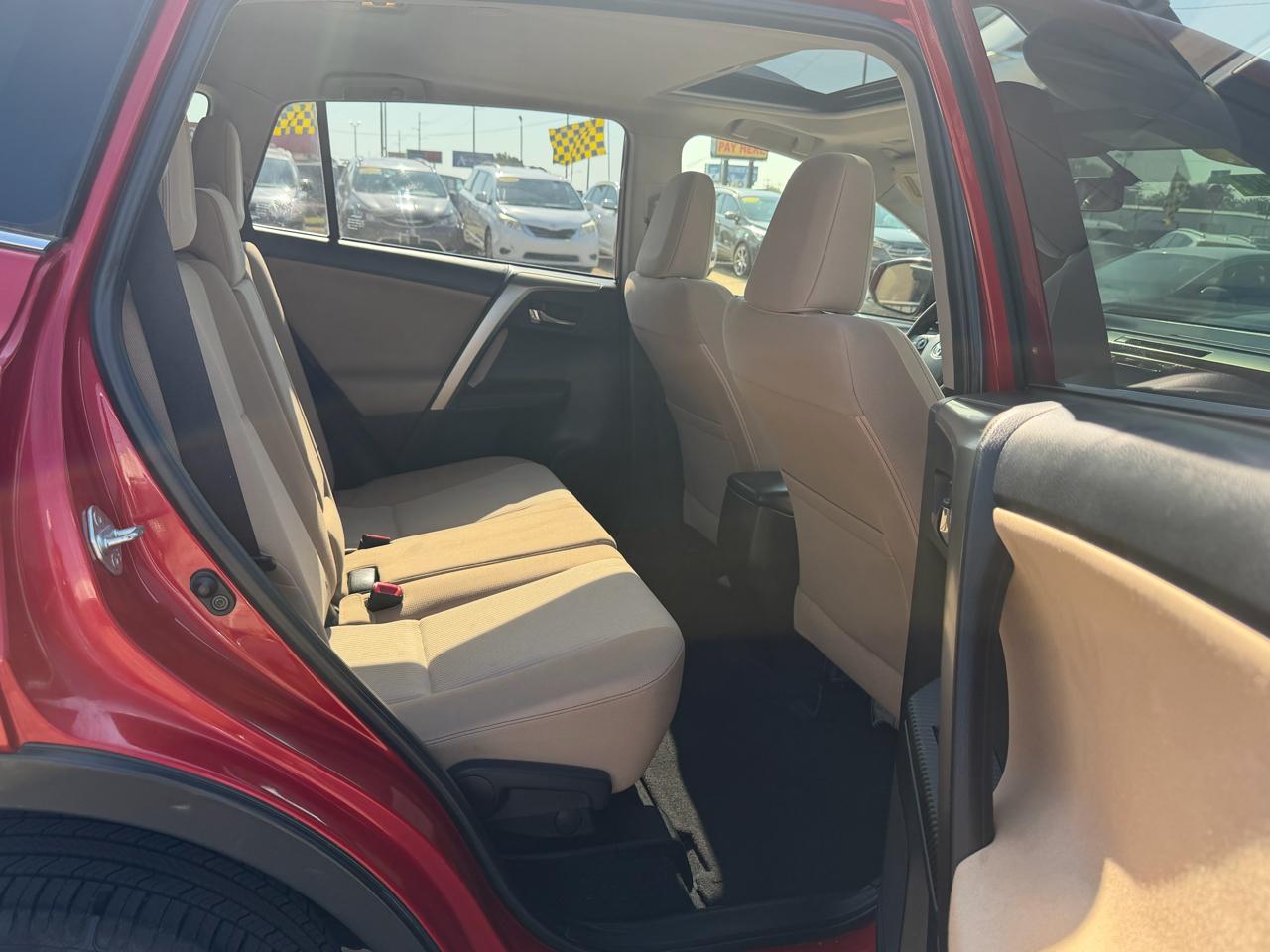 Toyota RAV4 FWD 4dr XLE (Natl) 2015