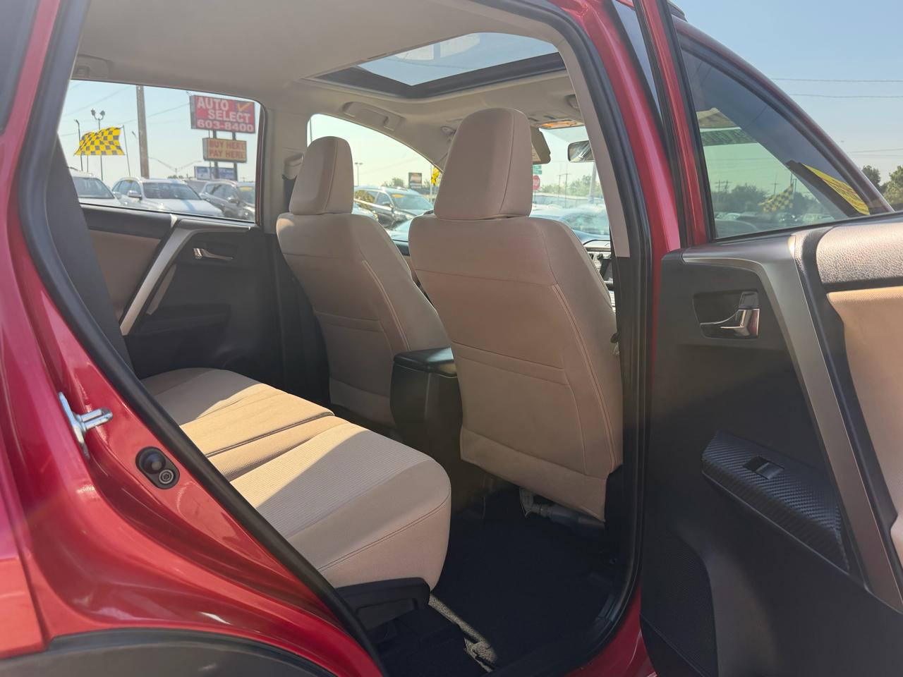 Toyota RAV4 FWD 4dr XLE (Natl) 2015