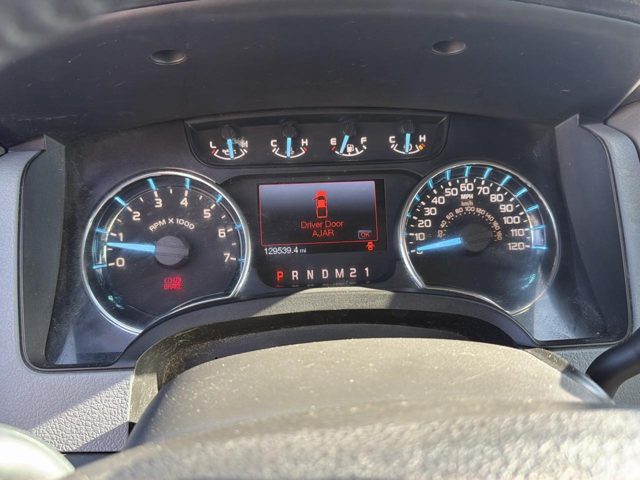 Ford F-150 4WD SuperCab 145" Lariat 2012