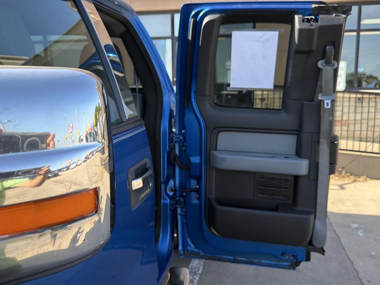 Ford F-150 4WD SuperCab 145" Lariat 2012