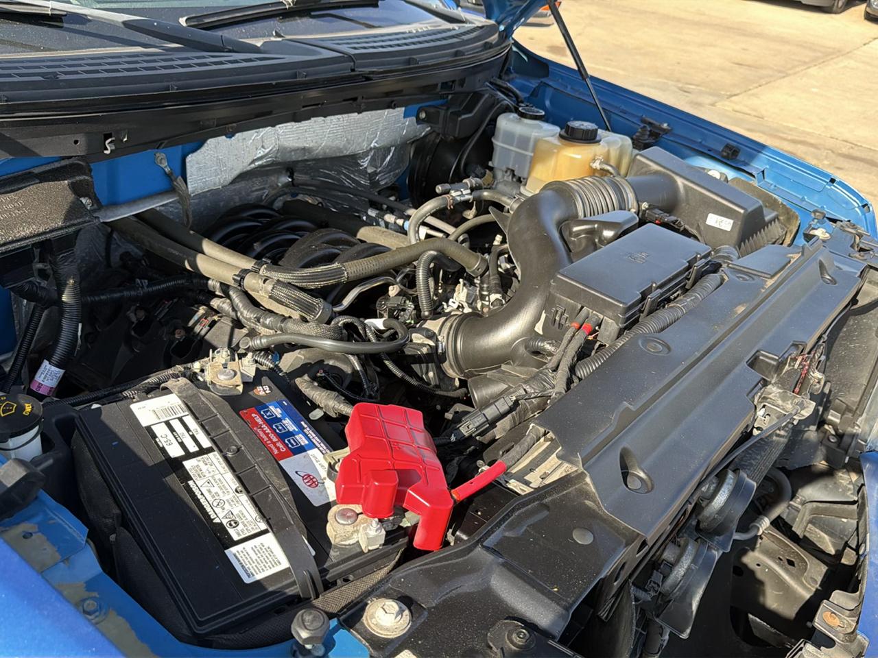 Ford F-150 4WD SuperCab 145" Lariat 2012