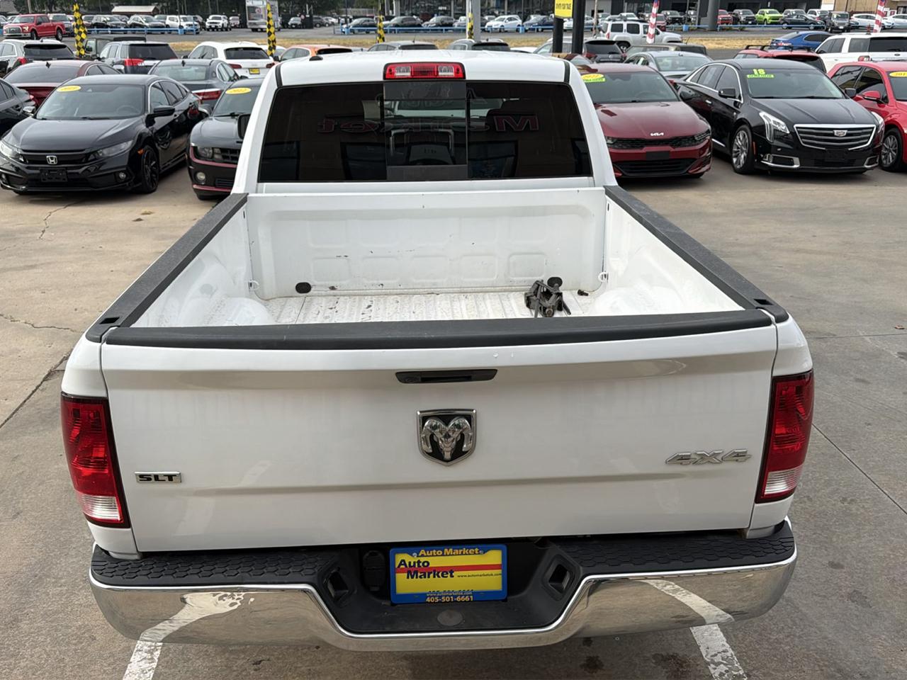 RAM 1500 Classic SLT 4x4 Crew Cab 6'4" Box 2020