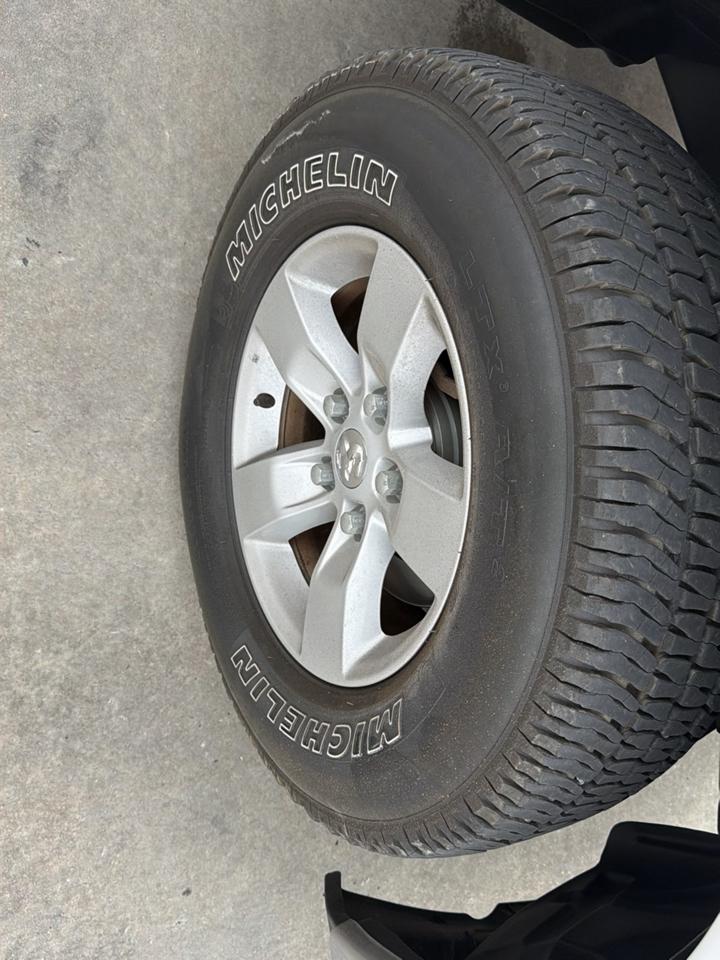 RAM 1500 Classic SLT 4x4 Crew Cab 6'4" Box 2020