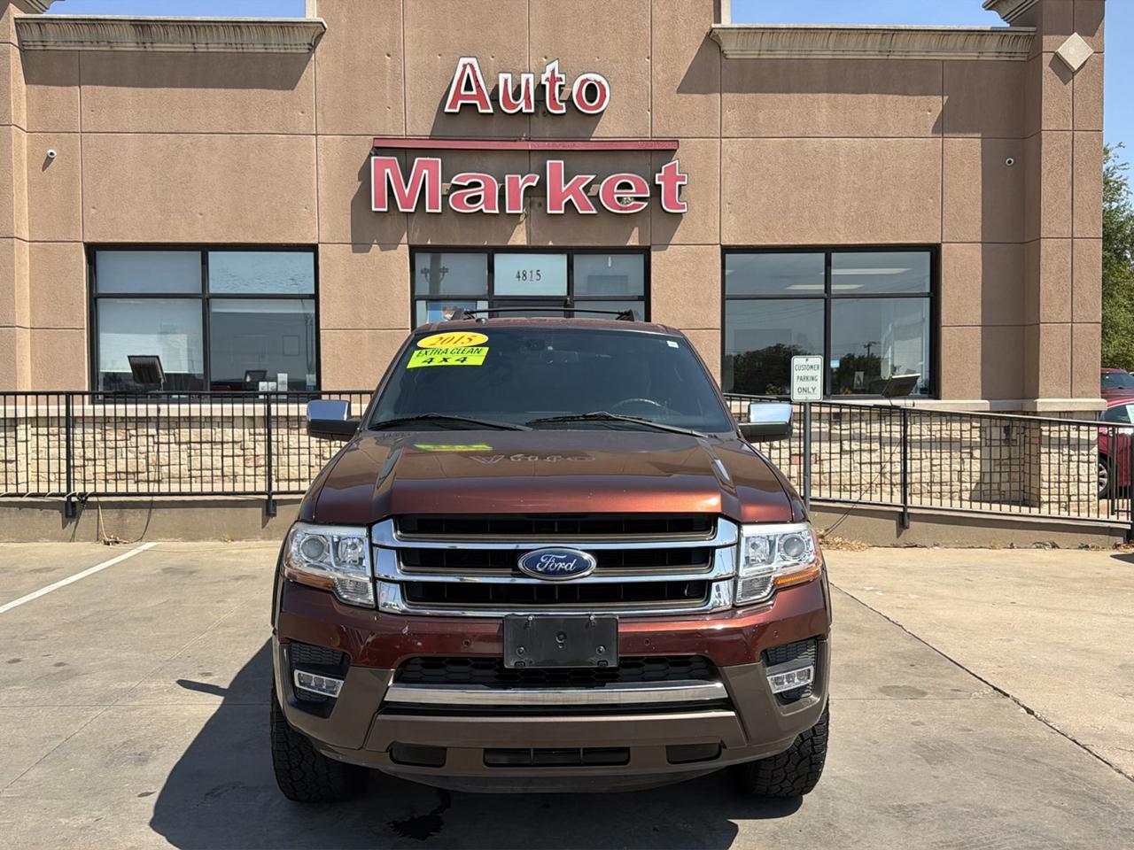 Ford Expedition 4WD 4dr King Ranch 2015