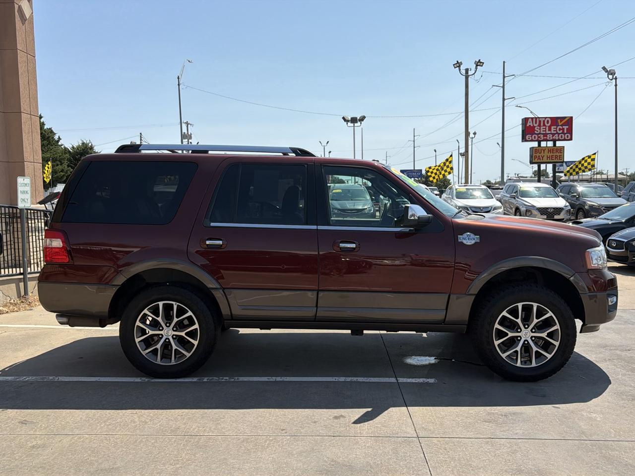 Ford Expedition 4WD 4dr King Ranch 2015
