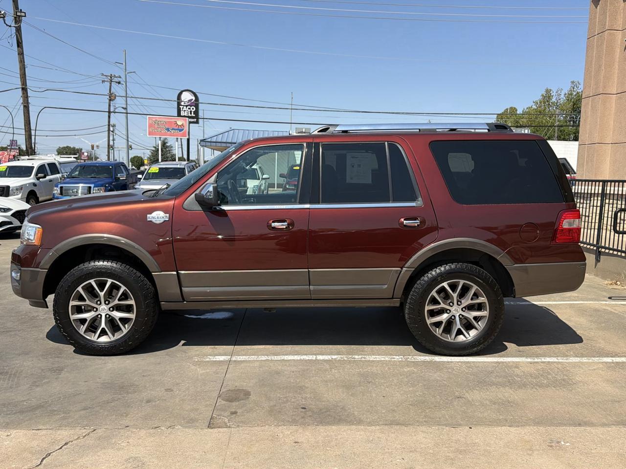 Ford Expedition 4WD 4dr King Ranch 2015
