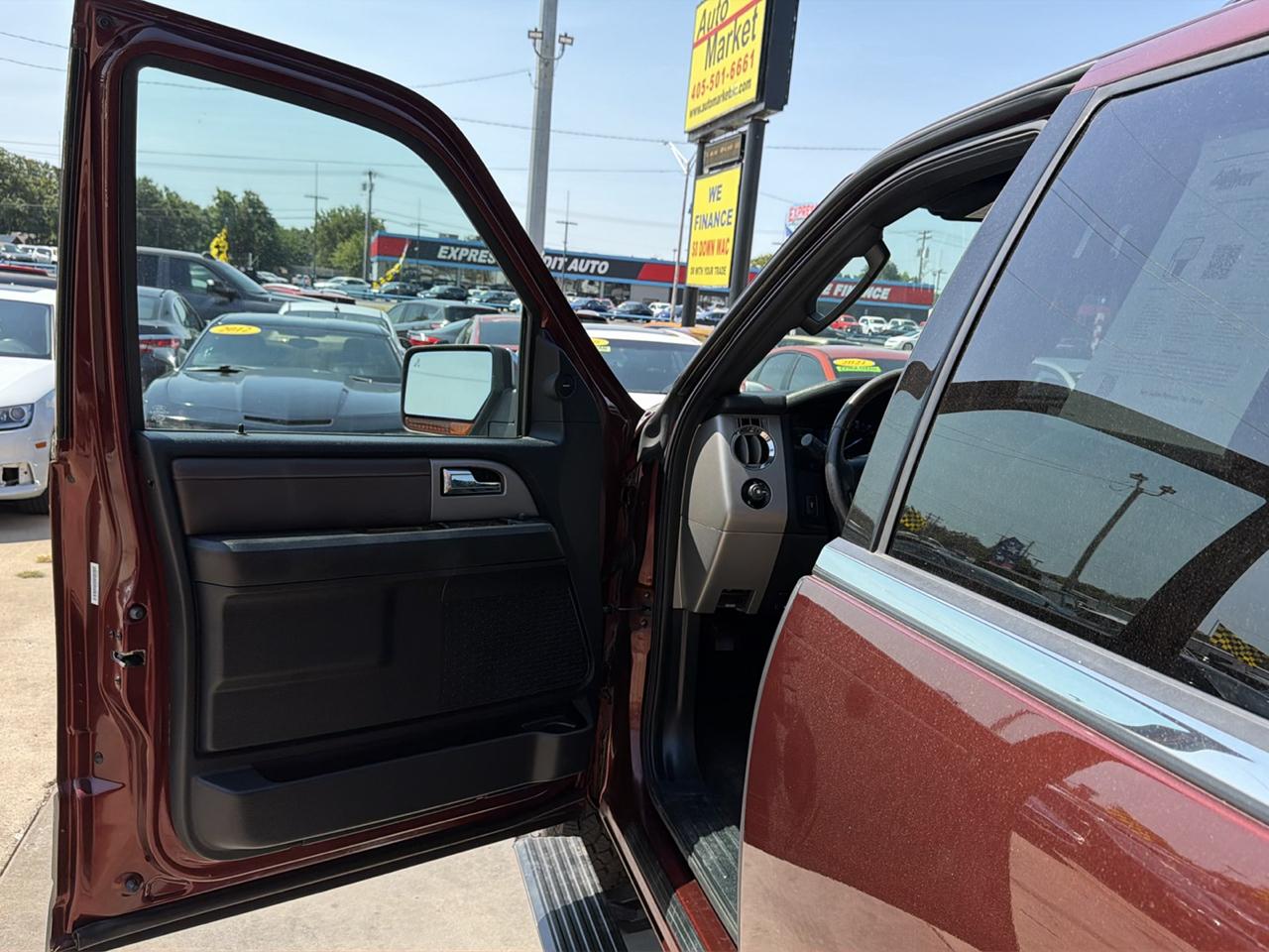 Ford Expedition 4WD 4dr King Ranch 2015