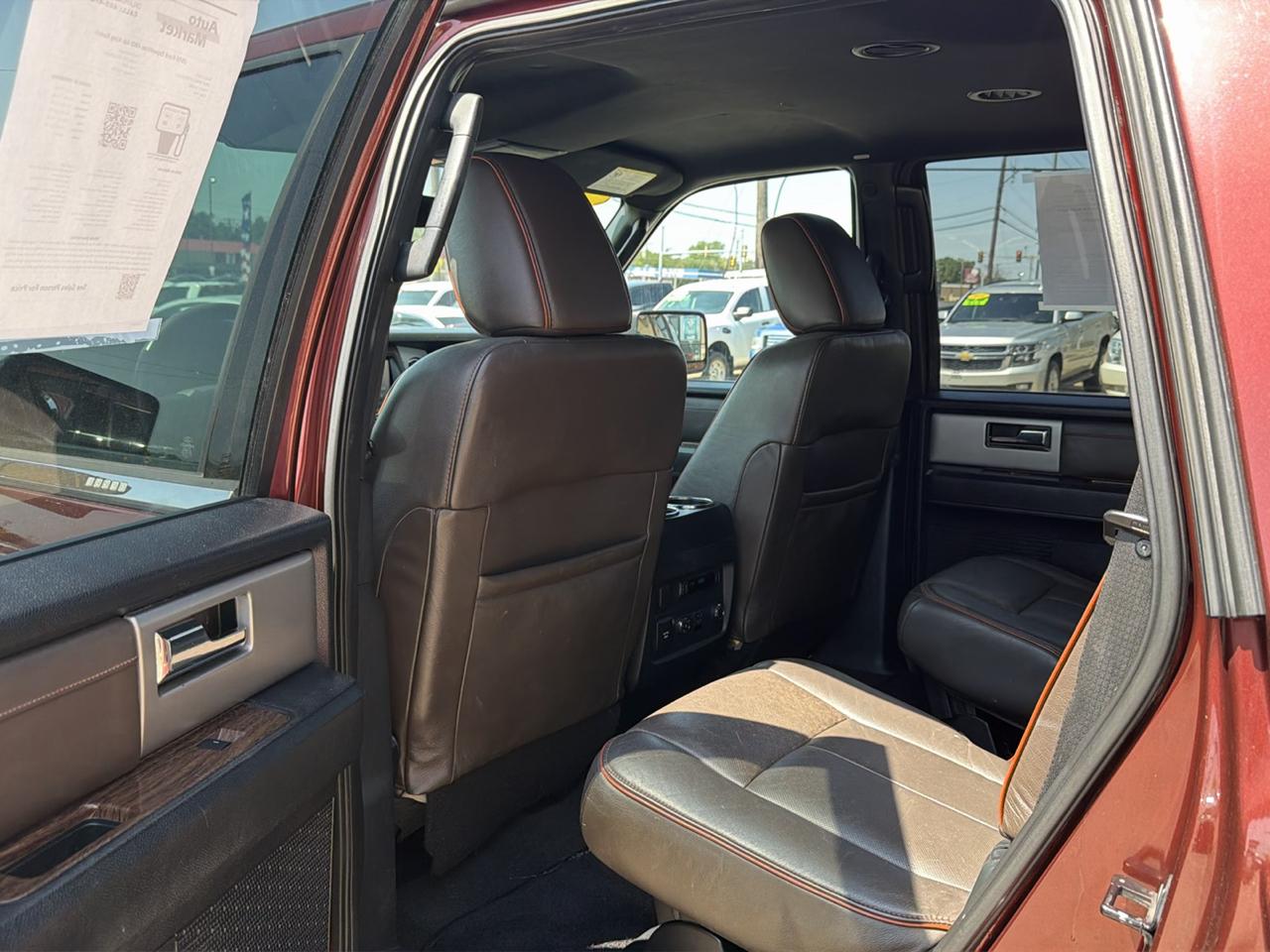 Ford Expedition 4WD 4dr King Ranch 2015