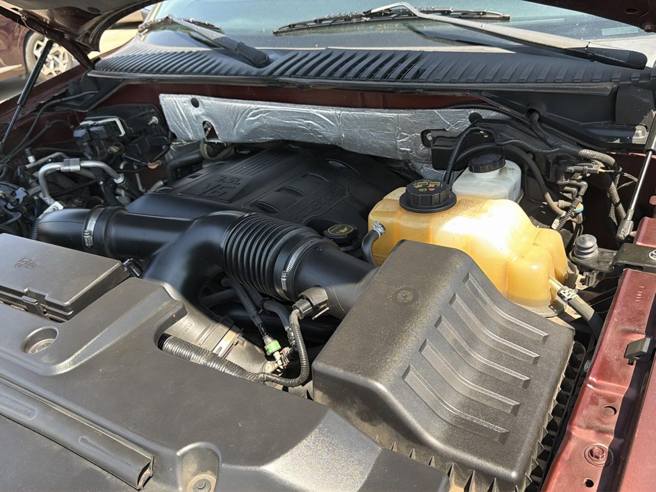 Ford Expedition 4WD 4dr King Ranch 2015