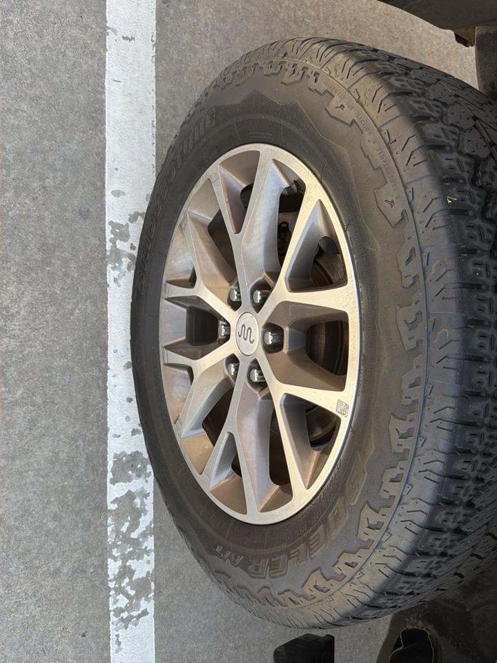 Ford Expedition 4WD 4dr King Ranch 2015