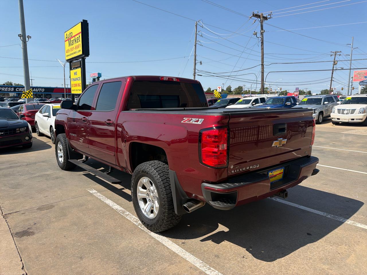 Chevrolet Silverado 1500 4WD Crew Cab 143.5" LT w/2LT 2017