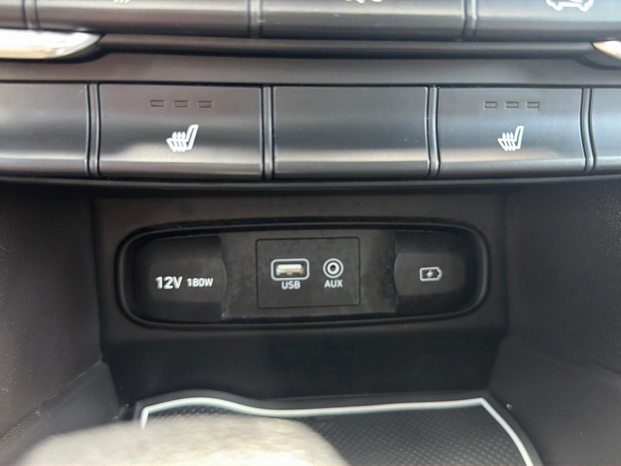 Hyundai Santa Fe SEL 2.4L Auto AWD 2020