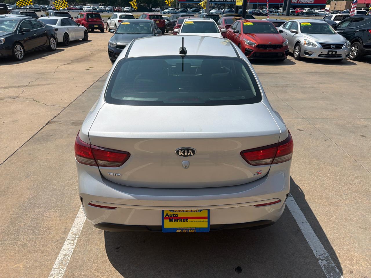 Kia Rio S IVT 2021