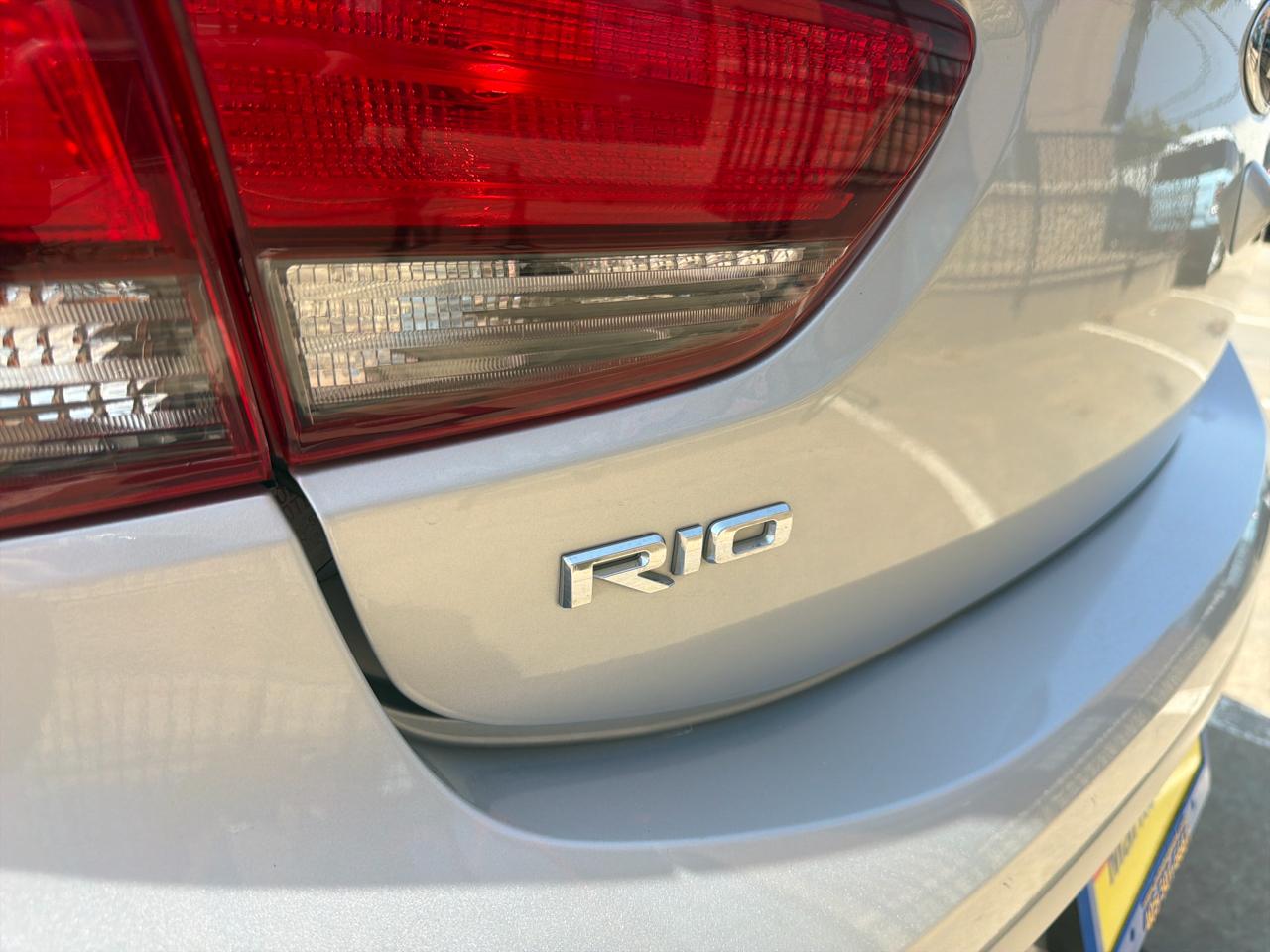Kia Rio S IVT 2021