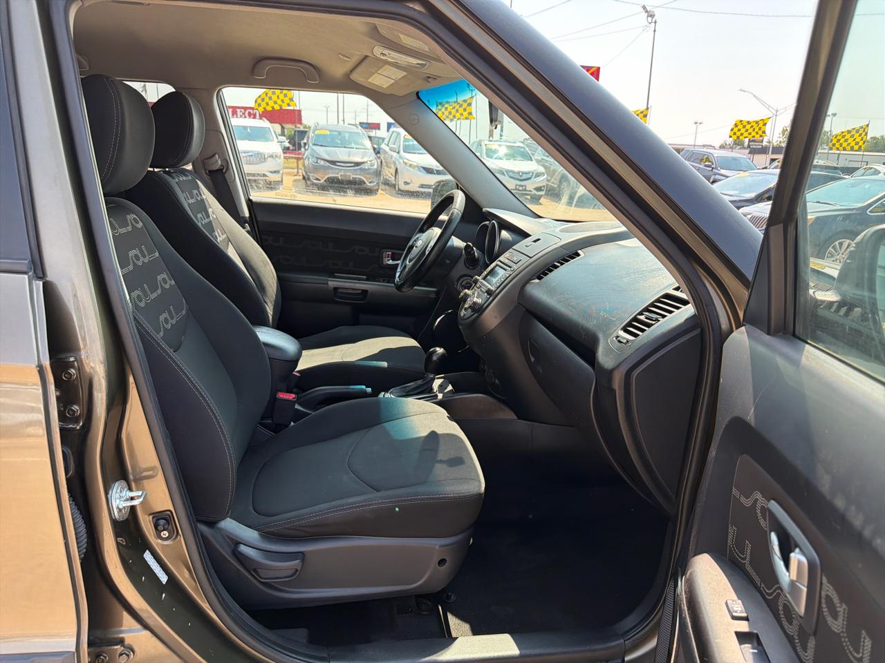 Kia Soul 5dr Wgn Auto + 2013