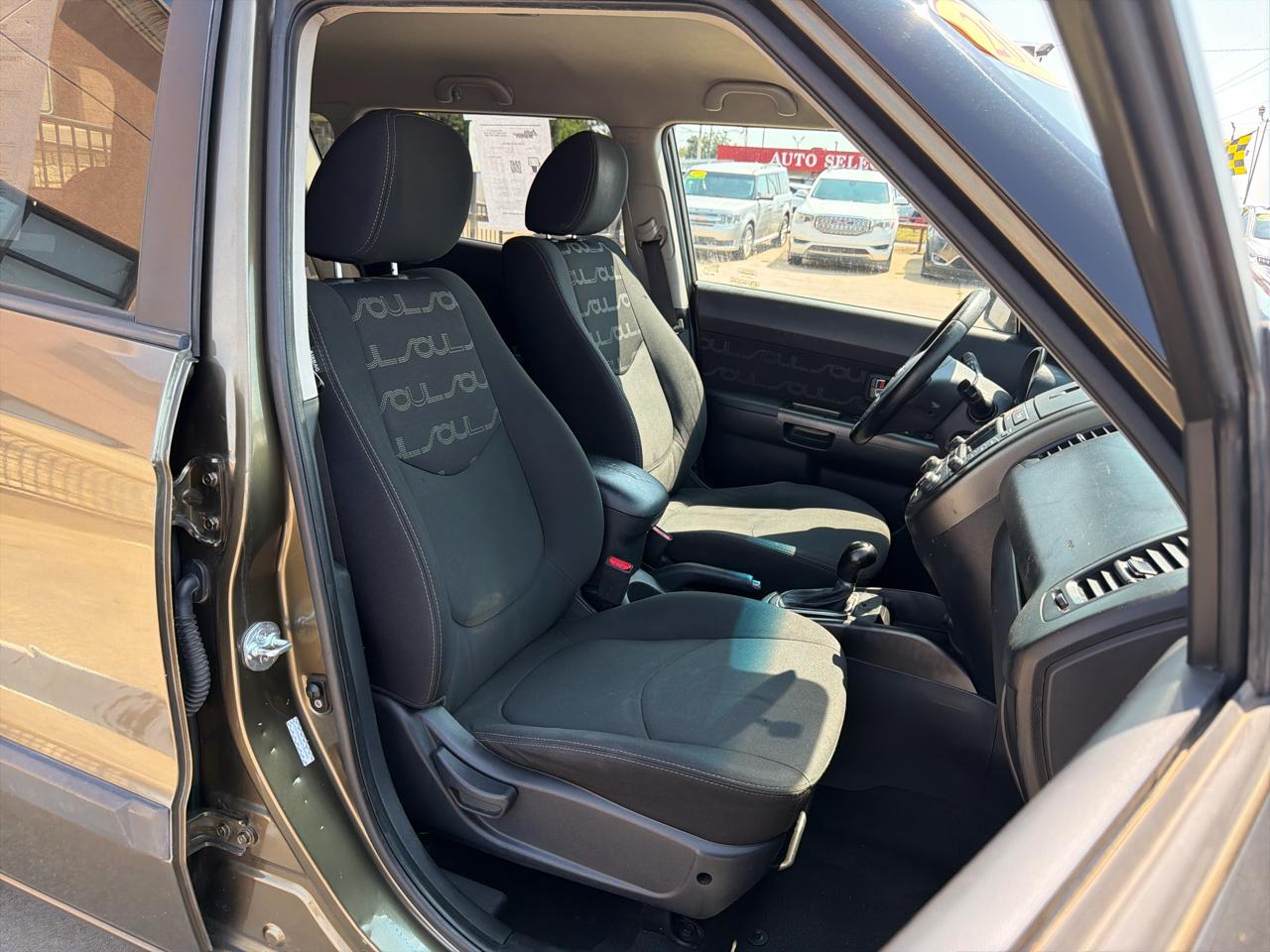 Kia Soul 5dr Wgn Auto + 2013