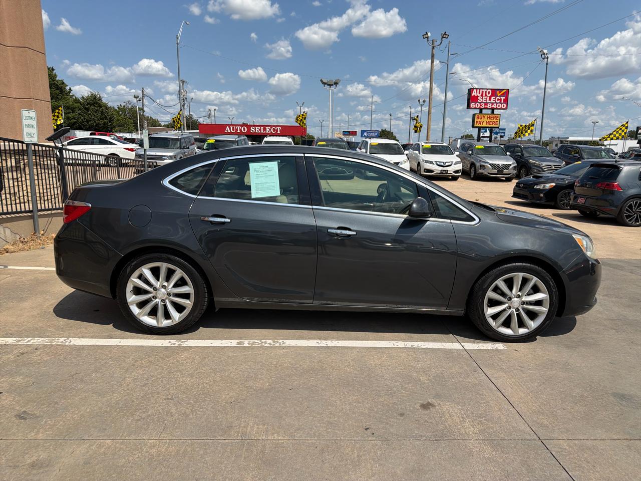 Buick Verano 4dr Sdn Leather Group 2015