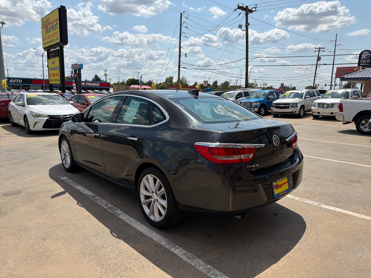 Buick Verano 4dr Sdn Leather Group 2015