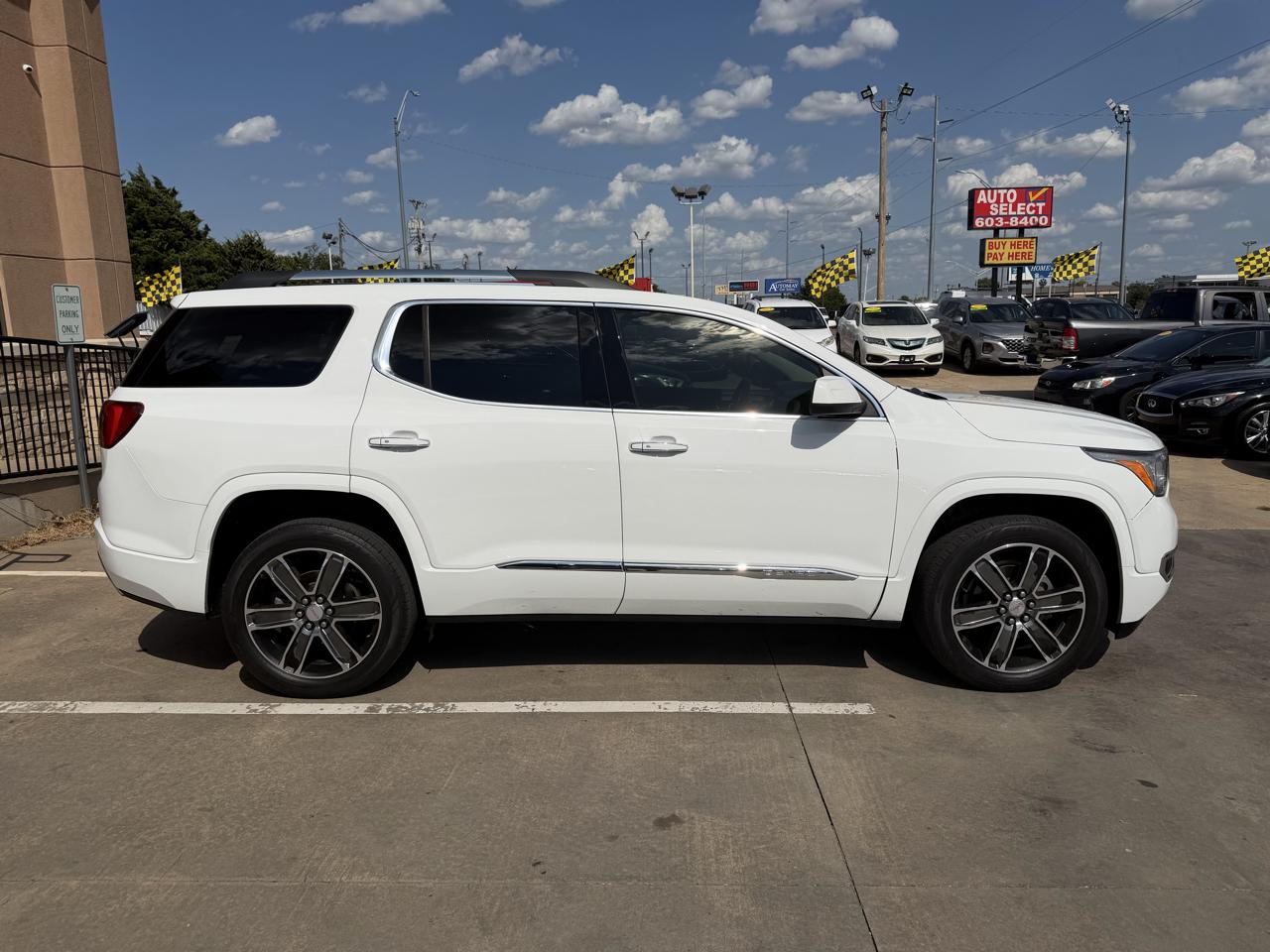 GMC Acadia FWD 4dr Denali 2019