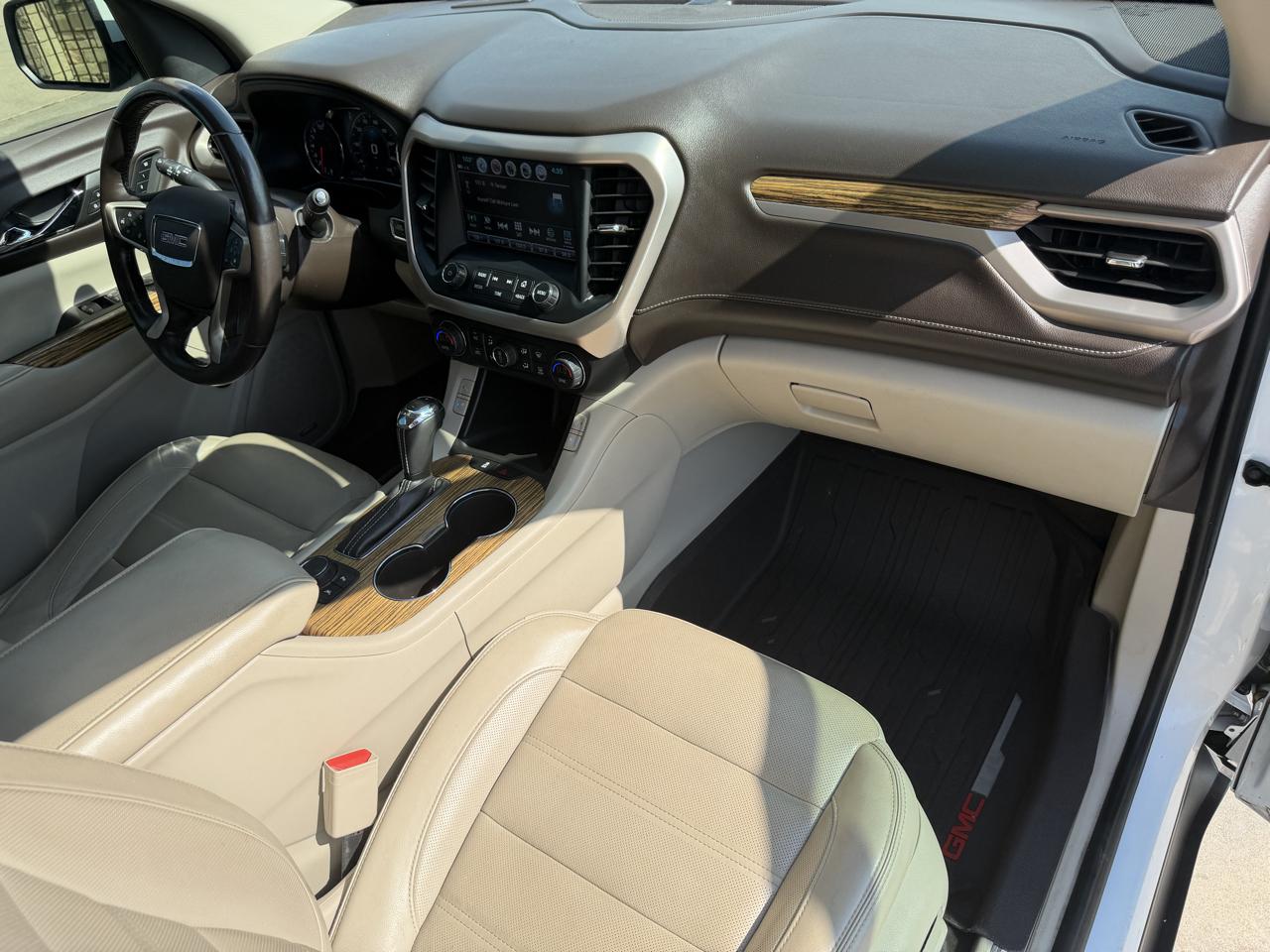 GMC Acadia FWD 4dr Denali 2019
