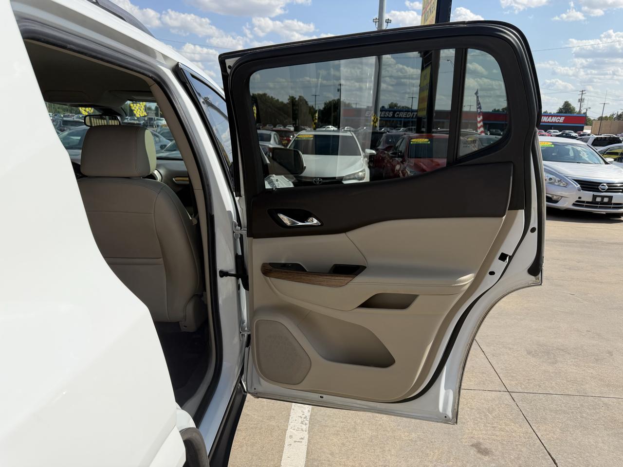 GMC Acadia FWD 4dr Denali 2019