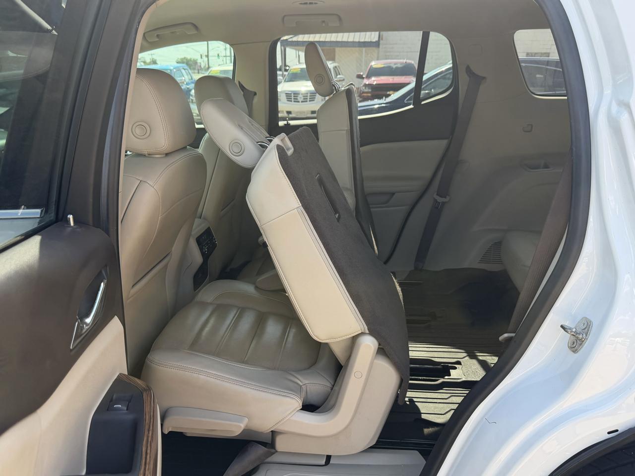 GMC Acadia FWD 4dr Denali 2019