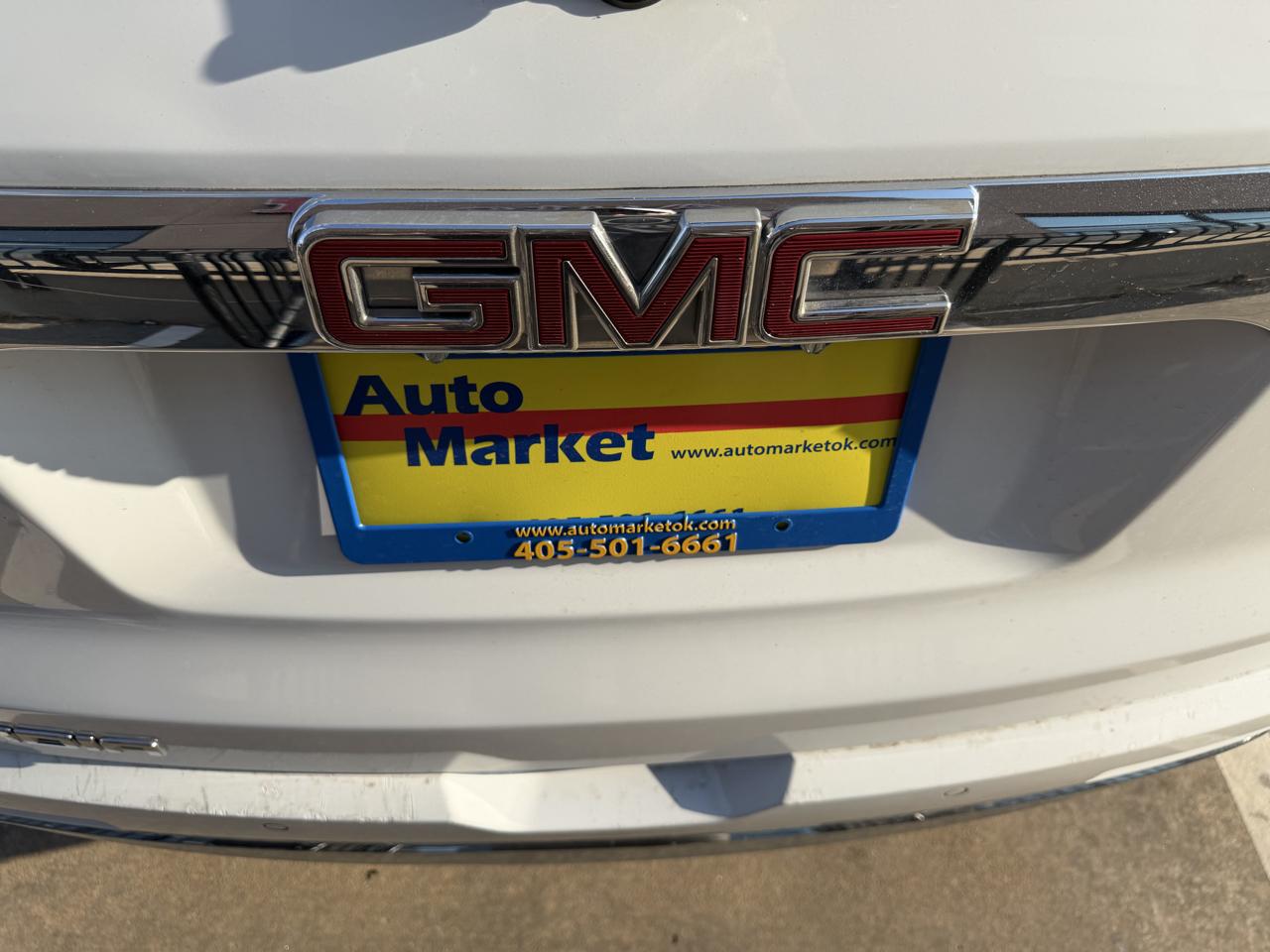 GMC Acadia FWD 4dr Denali 2019