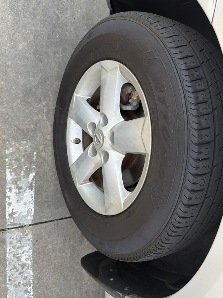 Nissan Rogue FWD 4dr S 2013