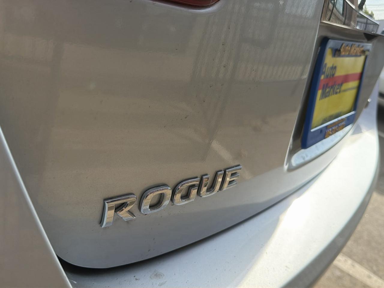 Nissan Rogue FWD 4dr S 2013