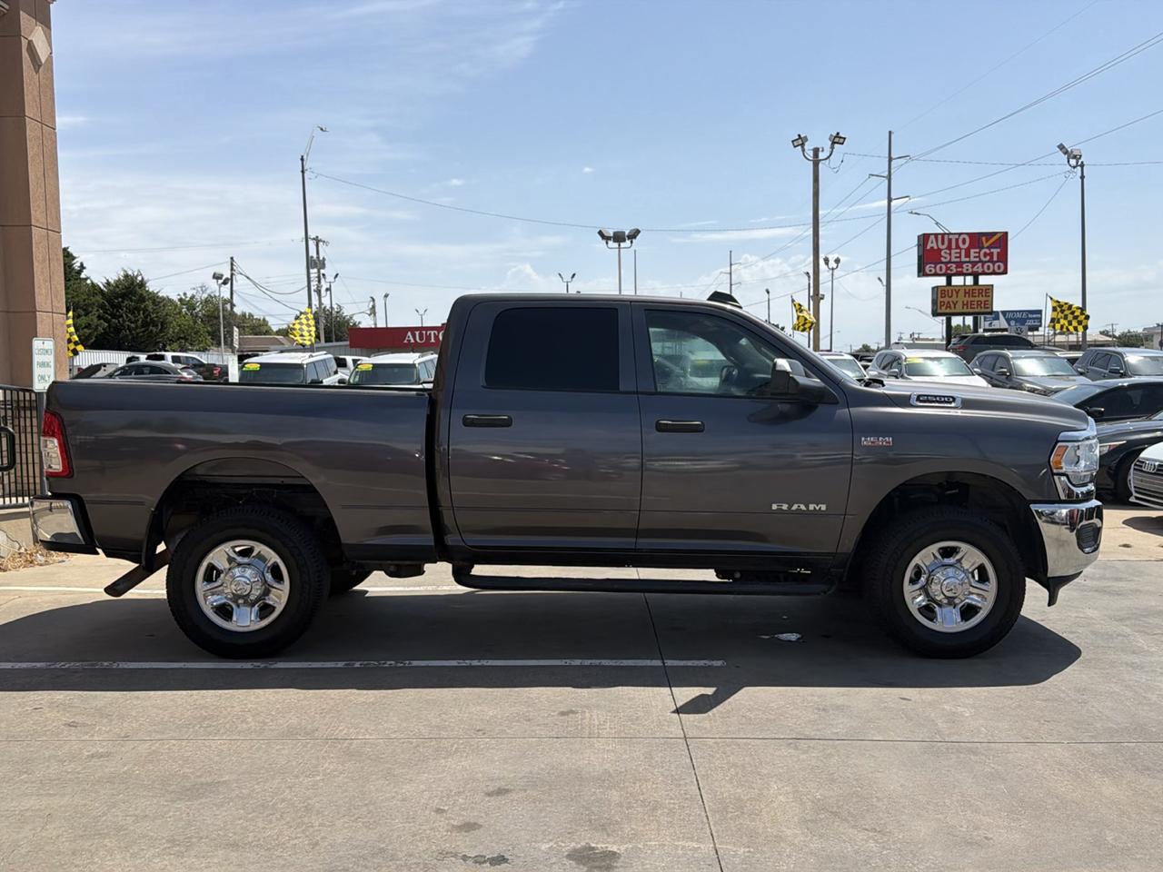 RAM 2500 Tradesman 4x4 Crew Cab 6'4" Box 2019