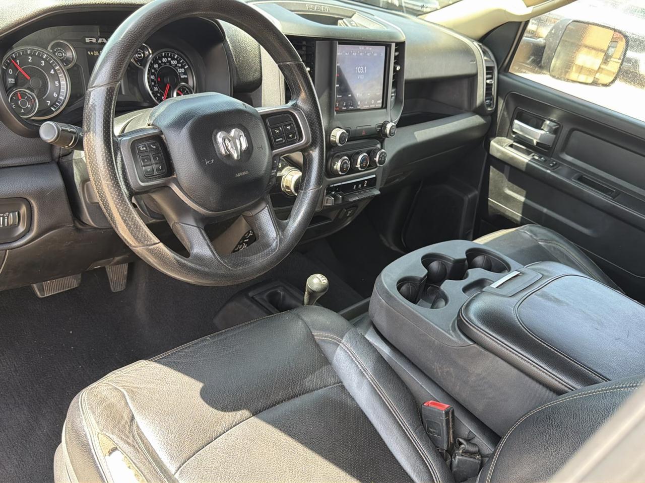 RAM 2500 Tradesman 4x4 Crew Cab 6'4" Box 2019